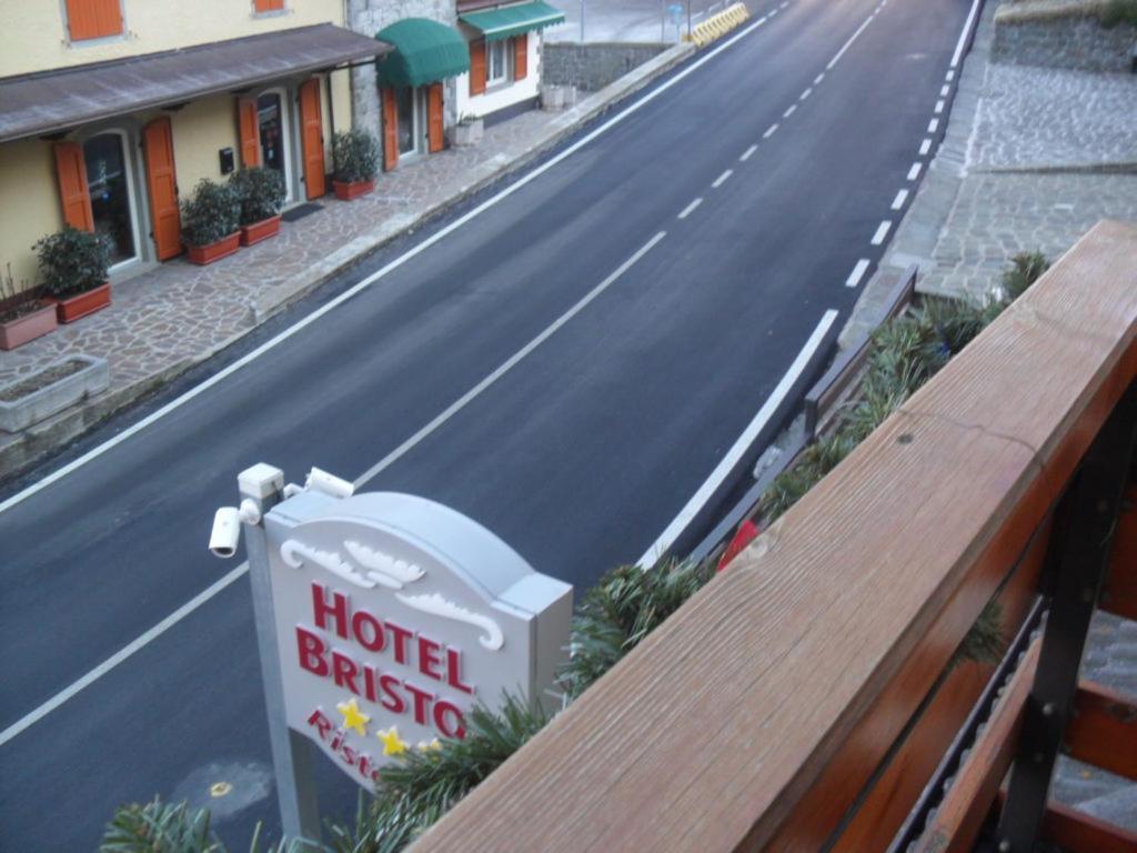 Hotel Bristol Fiumalbo Exterior foto